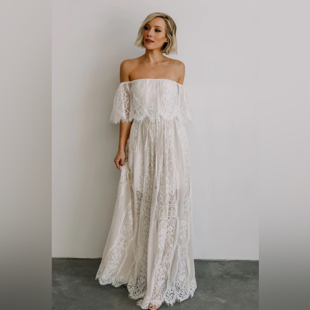 Baltic Born Caroline Lace Maxi Dress. Off white. Women’s Medium.